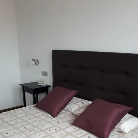 Apartment Bonito Piso En Santander, Calle General Davila Santander